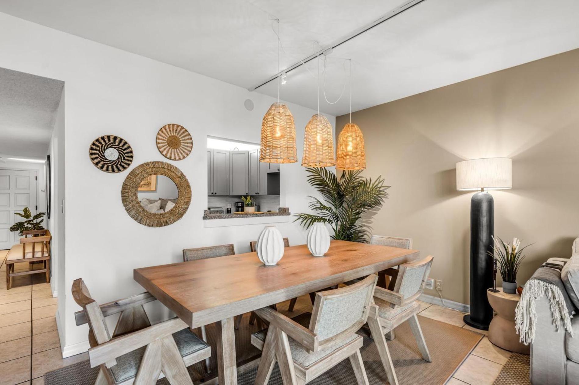 3 Bed Botanica Key Biscayne