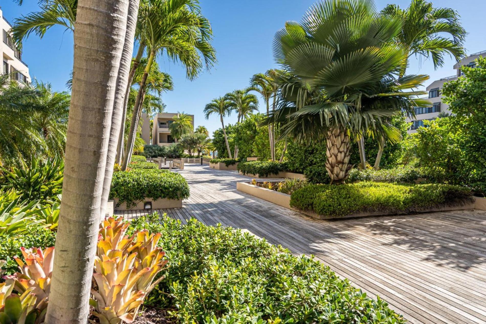 3 Bed Botanica Key Biscayne *